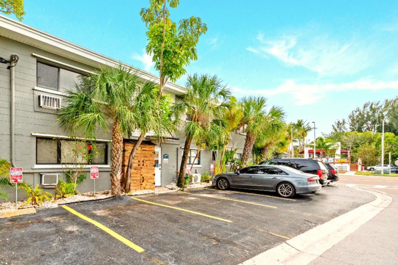 Boutique Beach Retreat St. Pete Beach Exteriér fotografie