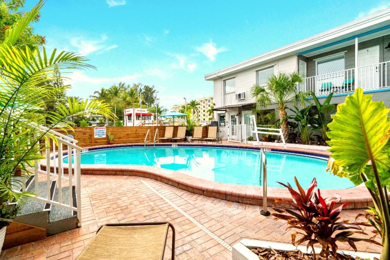 Boutique Beach Retreat St. Pete Beach Exteriér fotografie