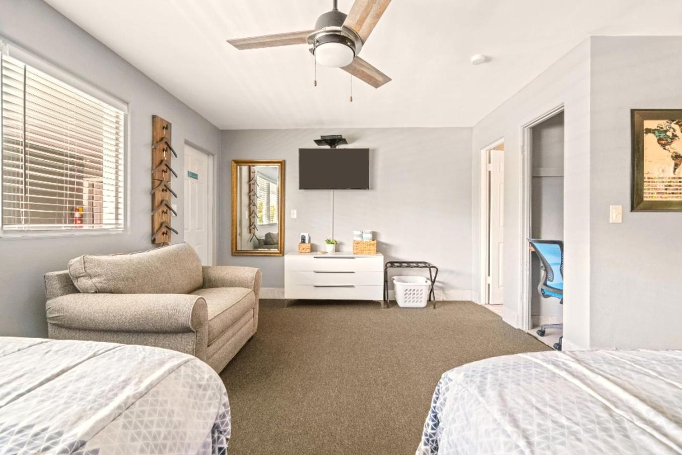 Boutique Beach Retreat St. Pete Beach Exteriér fotografie